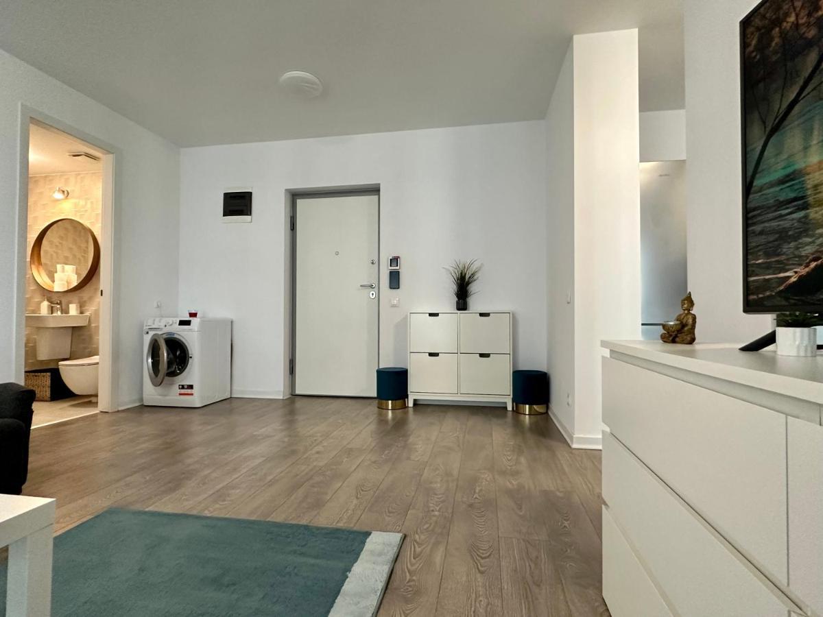 Apartment Boutique Cloud9 Pipera Nearby Drpciv Bukarest